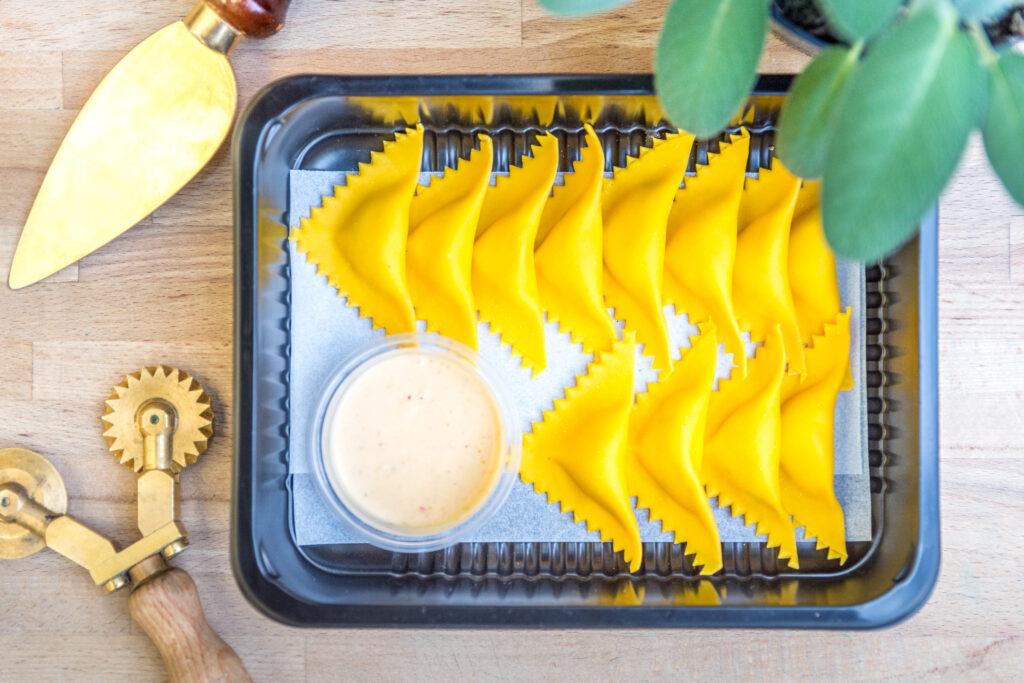 Ravioli z wędzonym tuńczykiem